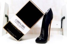Tajuplný parfém Good Girl značky Carolina Herrera si vás získá na první dojem. Zdroj fotky: Weheartit.com